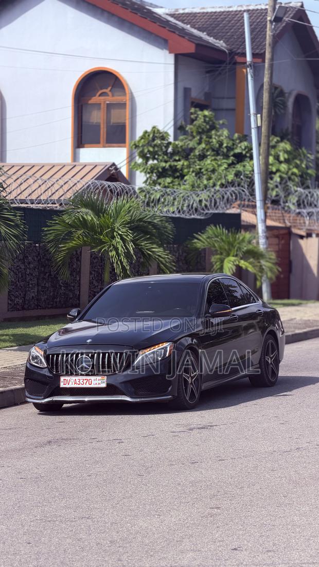 Mercedes-Benz C300 Sport 4Matic Sedan AWD (2.0L 4cyll 7A) 2016 Black