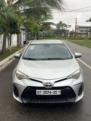Toyota Corolla SE (1.8L 4cyl 6M) 2018 Silver for sale
