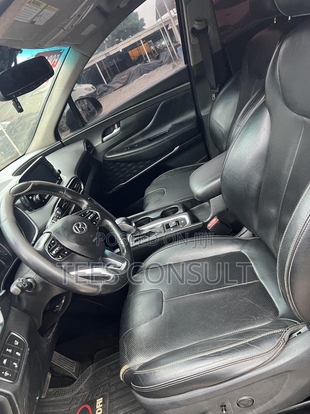 Hyundai Santa Fe 2019 Blue