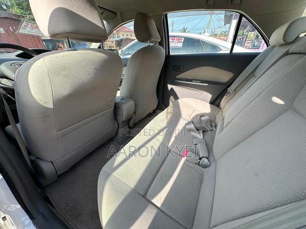 Toyota Belta 2010 White
