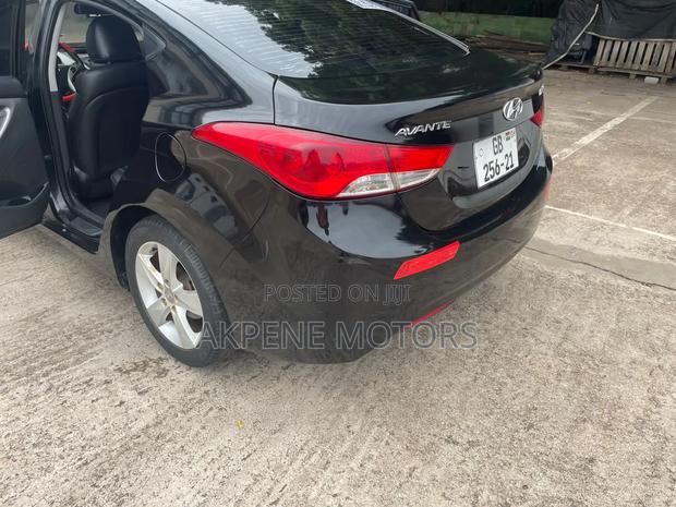 Hyundai Avante 2013 Black