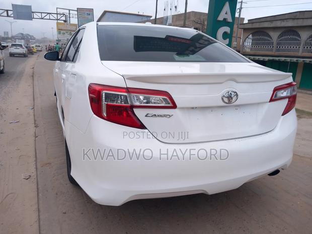 Toyota Camry 2014 White