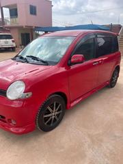 Toyota Sienta 2009 Red for sale