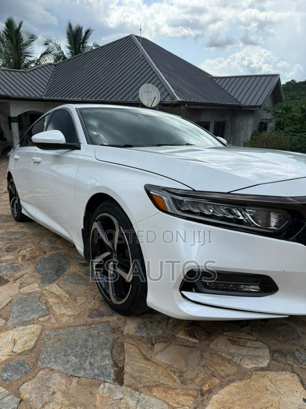 Honda Accord Sport 2.0T 2020 White