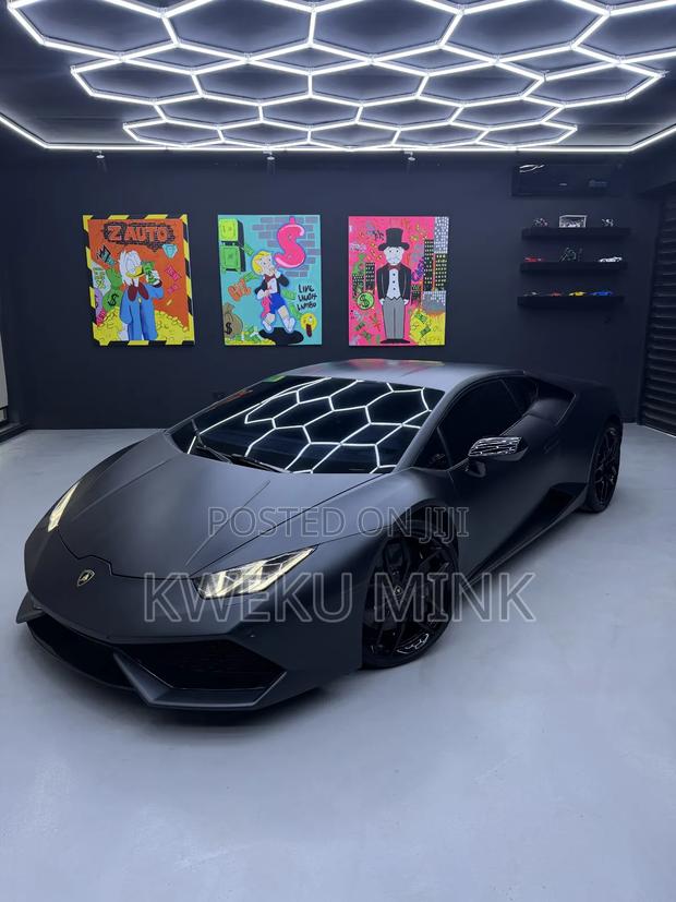 Lamborghini Huracan 2016 Black
