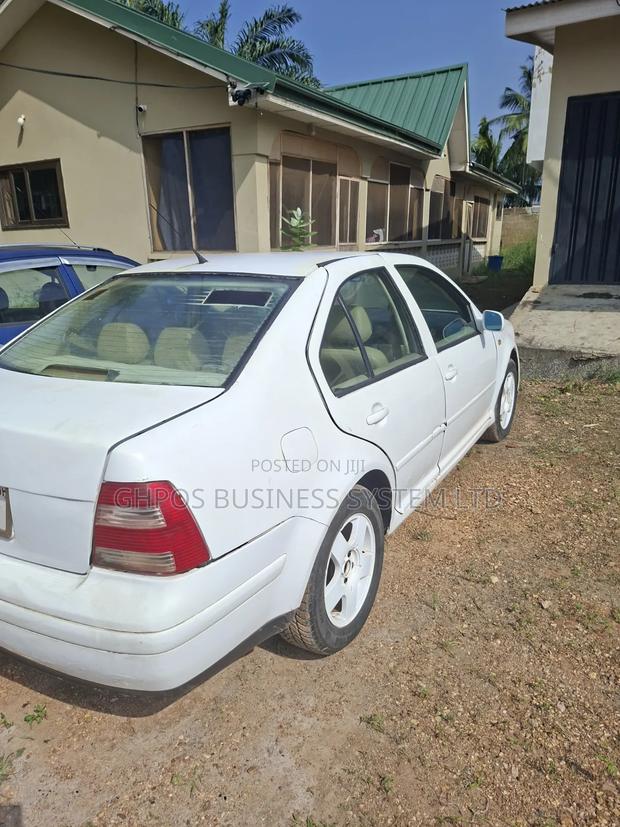 Volkswagen Jetta 2002 White