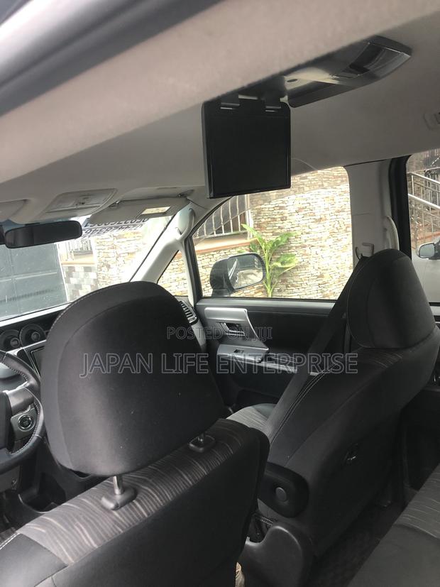 Toyota Voxy 2012 Matt Black