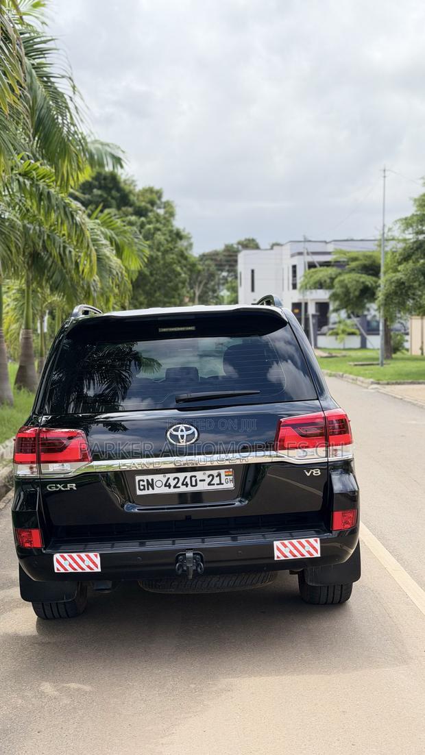Toyota Land Cruiser 4.5 V8 GXR 2020 Black