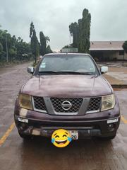 Nissan Navara 2.5 dCi Automatic 2009 Beige for sale