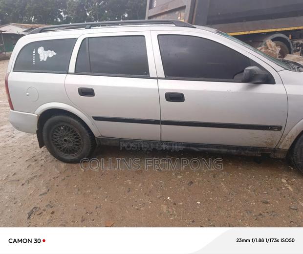 Opel Astra 2001 Silver