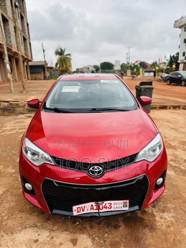 Toyota Corolla S Plus 4dr Sedan (1.8L 4cyl CVT) 2016 Red