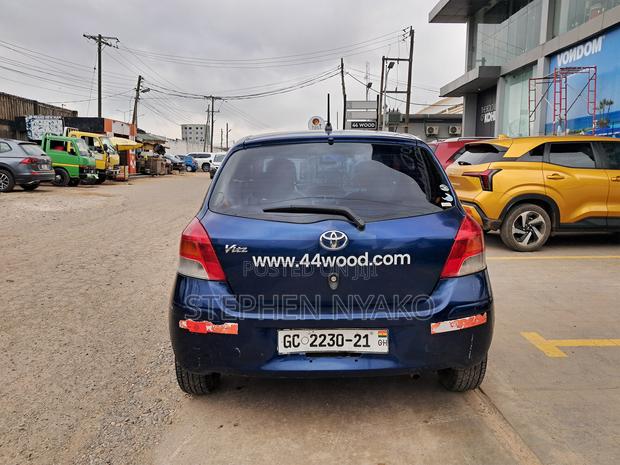 Toyota Vitz 1.0 FWD 5dr 2006 Blue