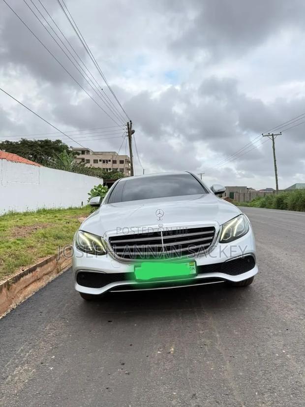 Mercedes-Benz E200 2020 Silver