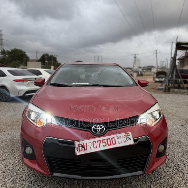 Toyota Corolla S Premium 4dr Sedan (1.8L 4cyl CVT) 2016 Red