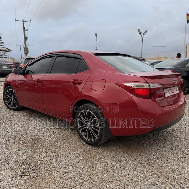 Toyota Corolla S Premium 4dr Sedan (1.8L 4cyl CVT) 2016 Red