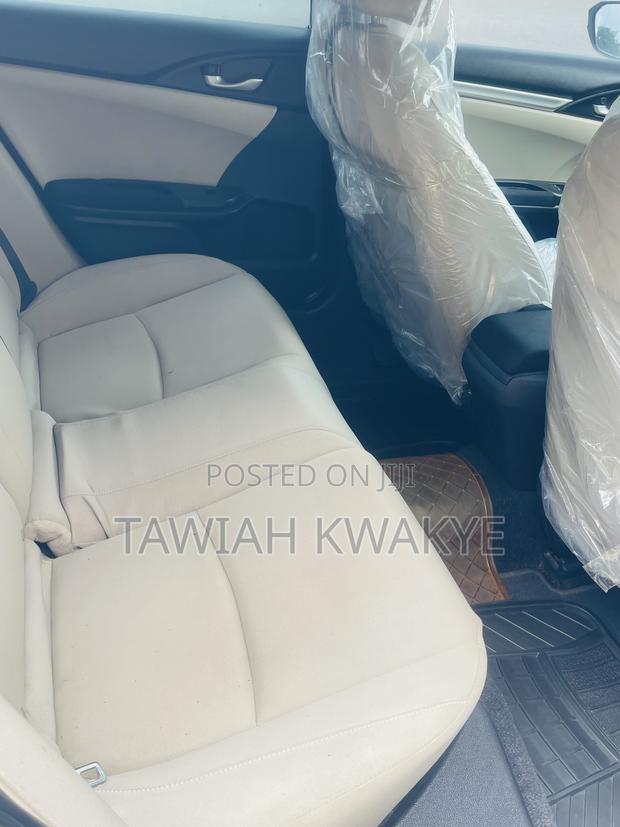 Honda Civic 2016 White