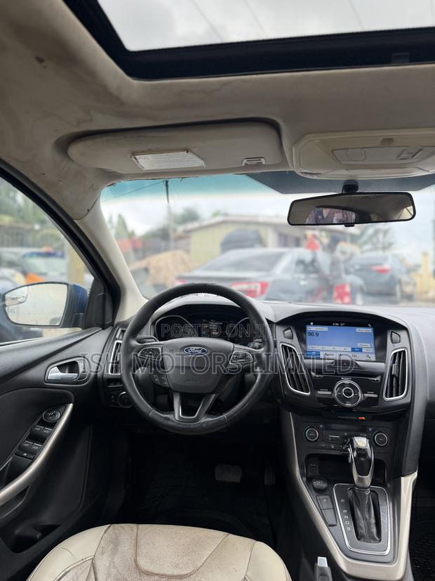Ford Focus 2018 Blue