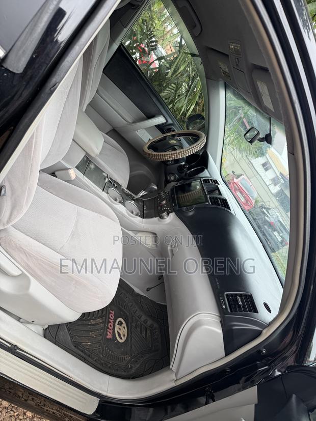 Toyota Highlander 2011 Black