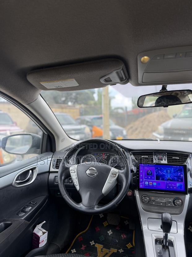 Nissan Sentra SV 2016 Silver
