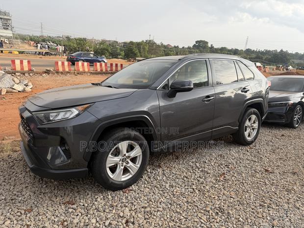 Toyota RAV4 2019 Gray