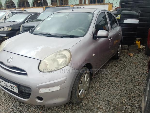 Nissan March 2010