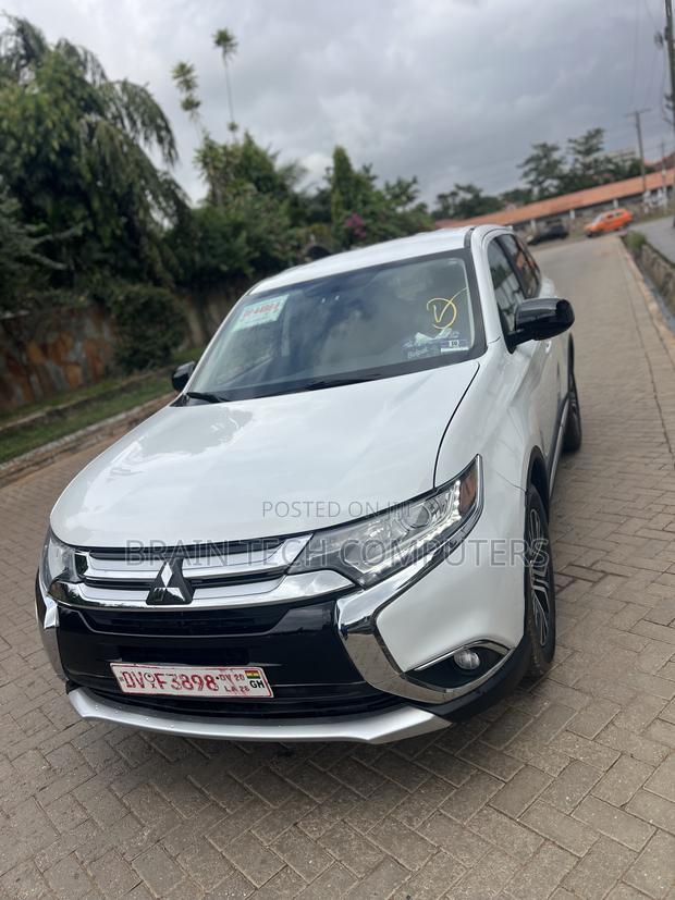 Mitsubishi Outlander 2.4 PHEV AWD 2017 White