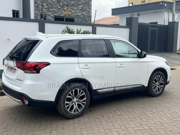 Mitsubishi Outlander 2.4 PHEV AWD 2017 White