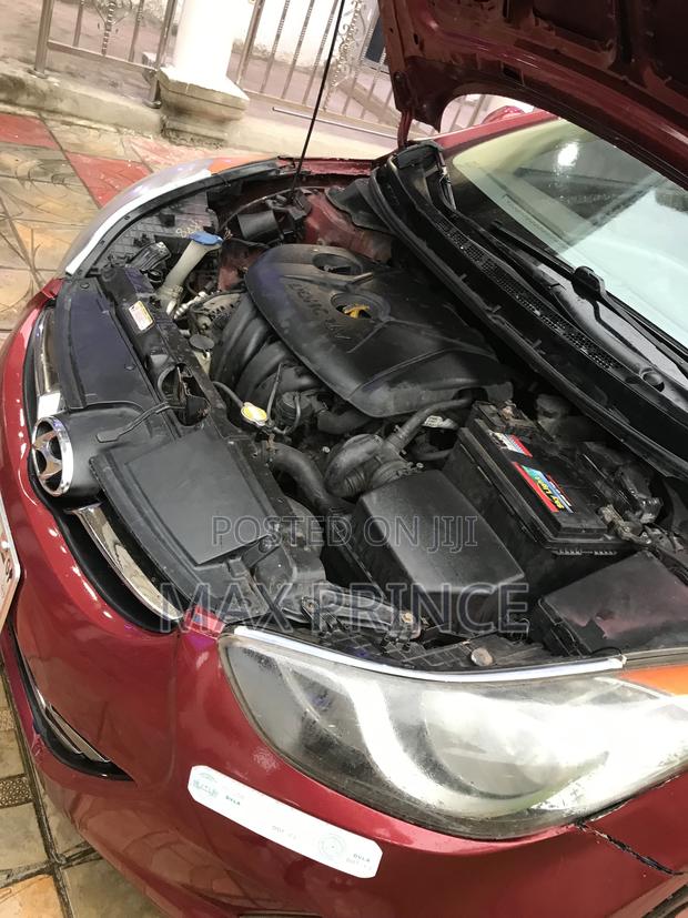 Hyundai Elantra GLS Sedan FWD (1.8L 4cyl 6A) 2013 Red