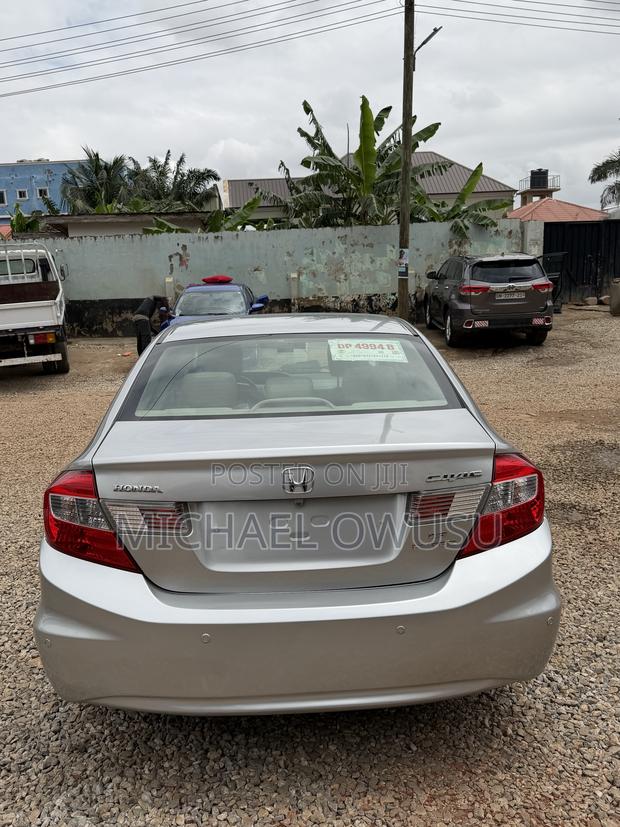 Honda Civic 2012 Silver