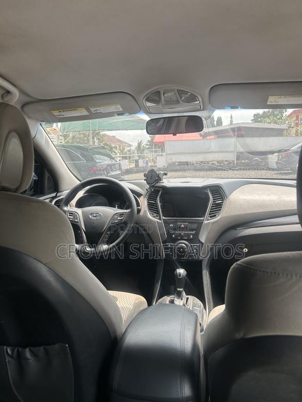 Hyundai Santa Fe 2017 Gray