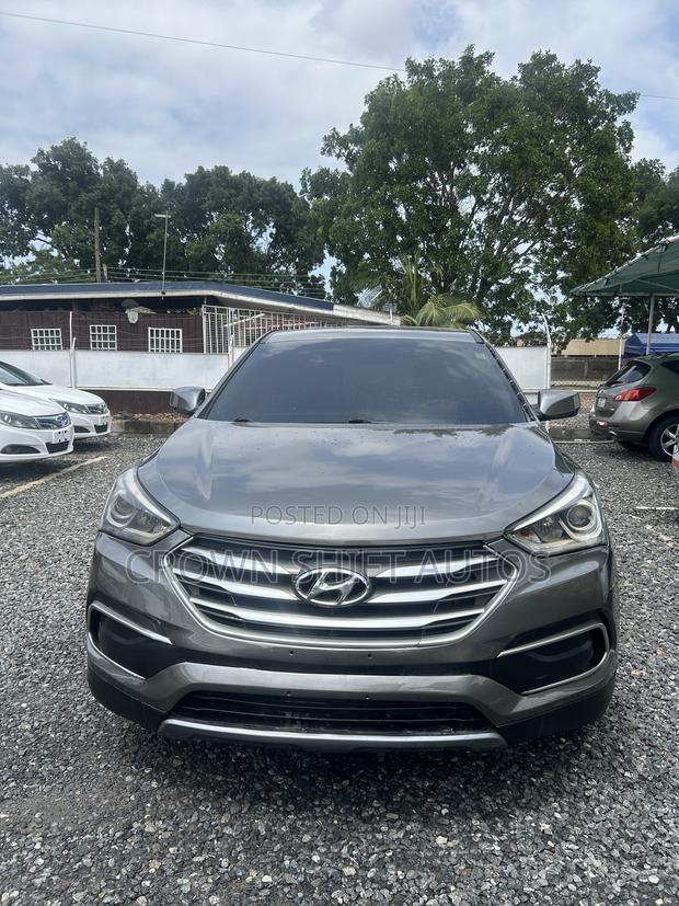Hyundai Santa Fe 2017 Gray