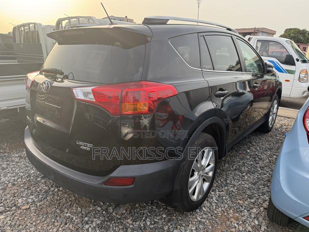 Toyota RAV4 Limited AWD (2.5L 4cyl 6A) 2016 Black