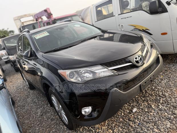 Toyota RAV4 Limited AWD (2.5L 4cyl 6A) 2016 Black