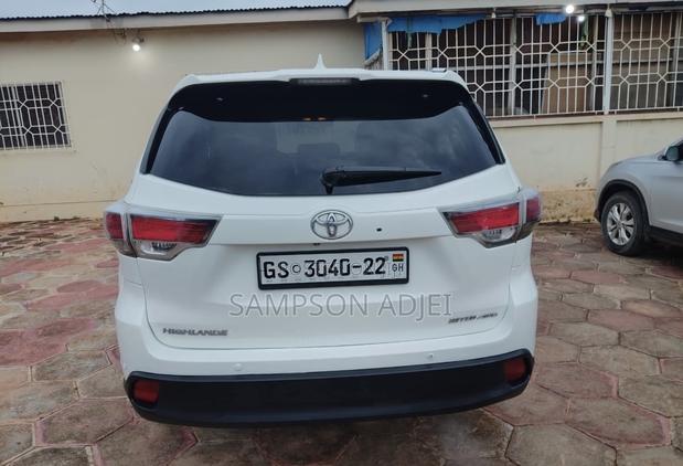 Toyota Highlander 2015 White