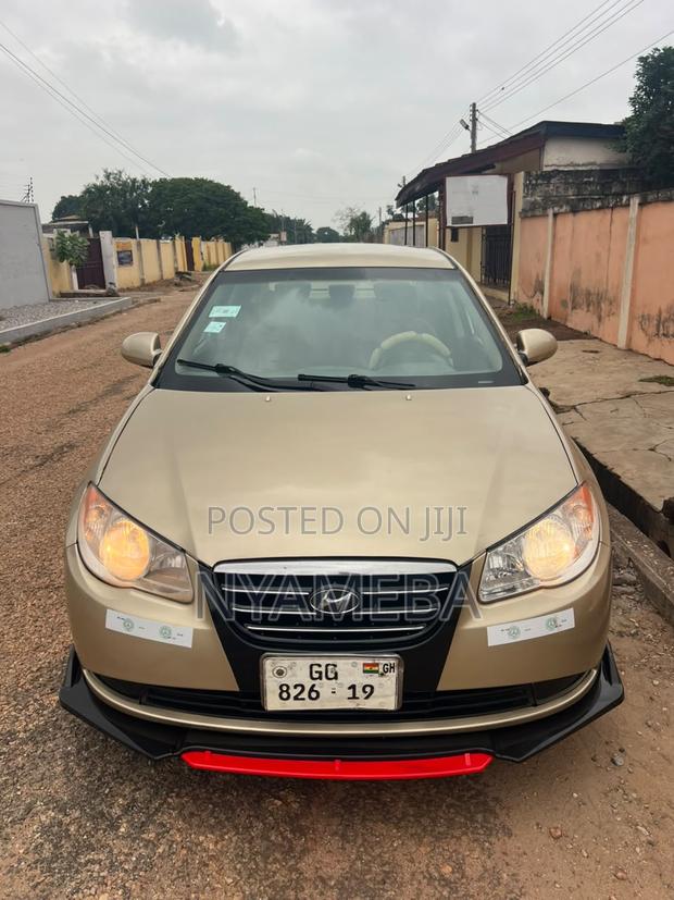 Hyundai Elantra SE 2010 Gold