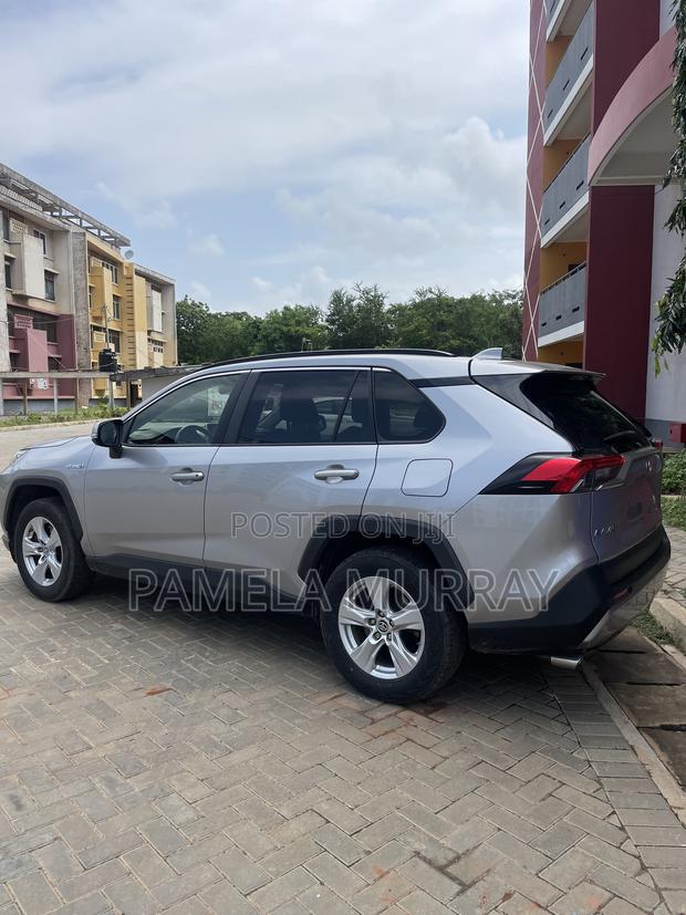 Toyota RAV4 2020 Gray