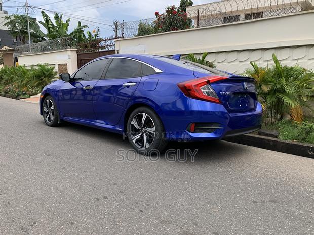 Honda Civic 2017 Blue