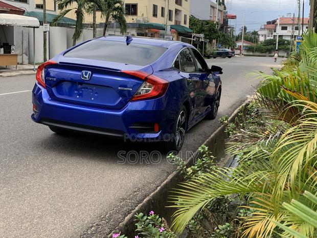 Honda Civic 2017 Blue