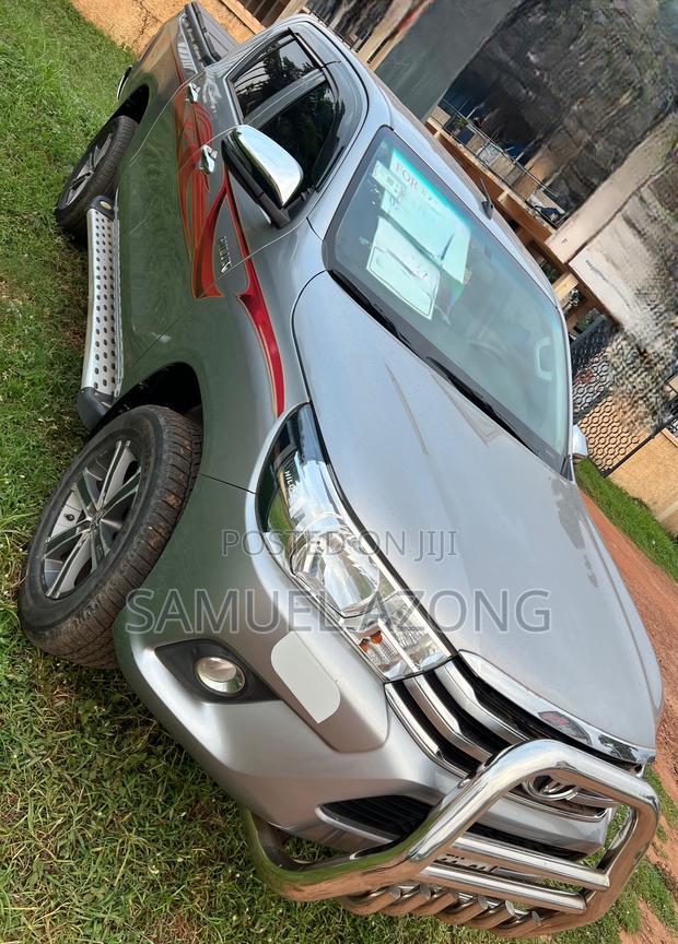 Toyota Hilux 2.4 Diesel 2020 Silver