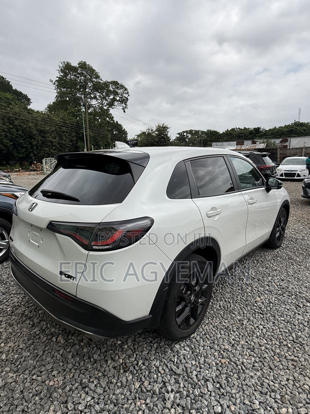 Honda CR-V 2023 White
