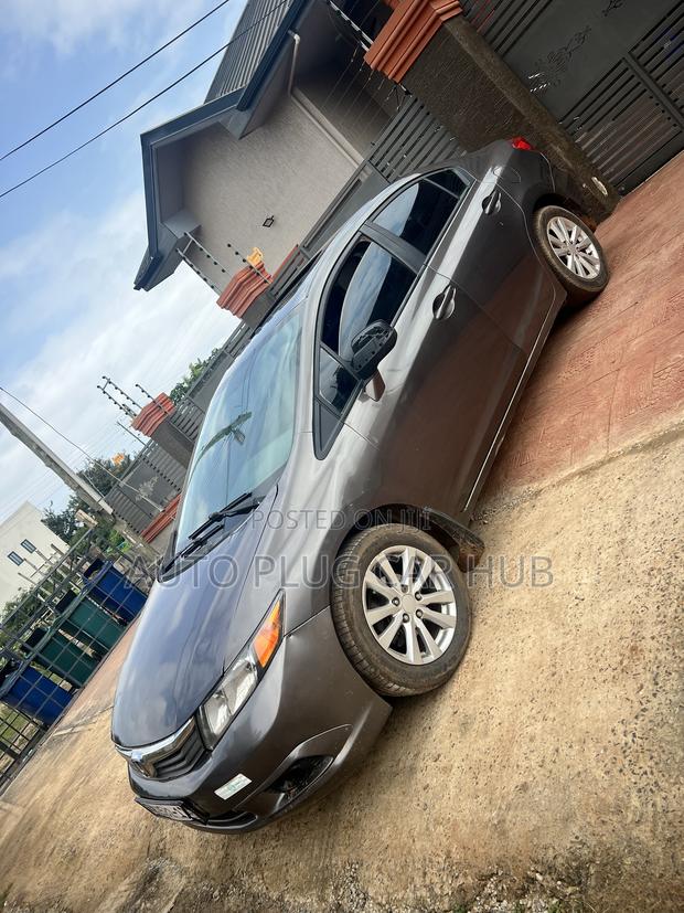 Honda Civic 2012 Gray
