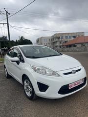 Ford Fiesta SE Sedan 2019 White for sale