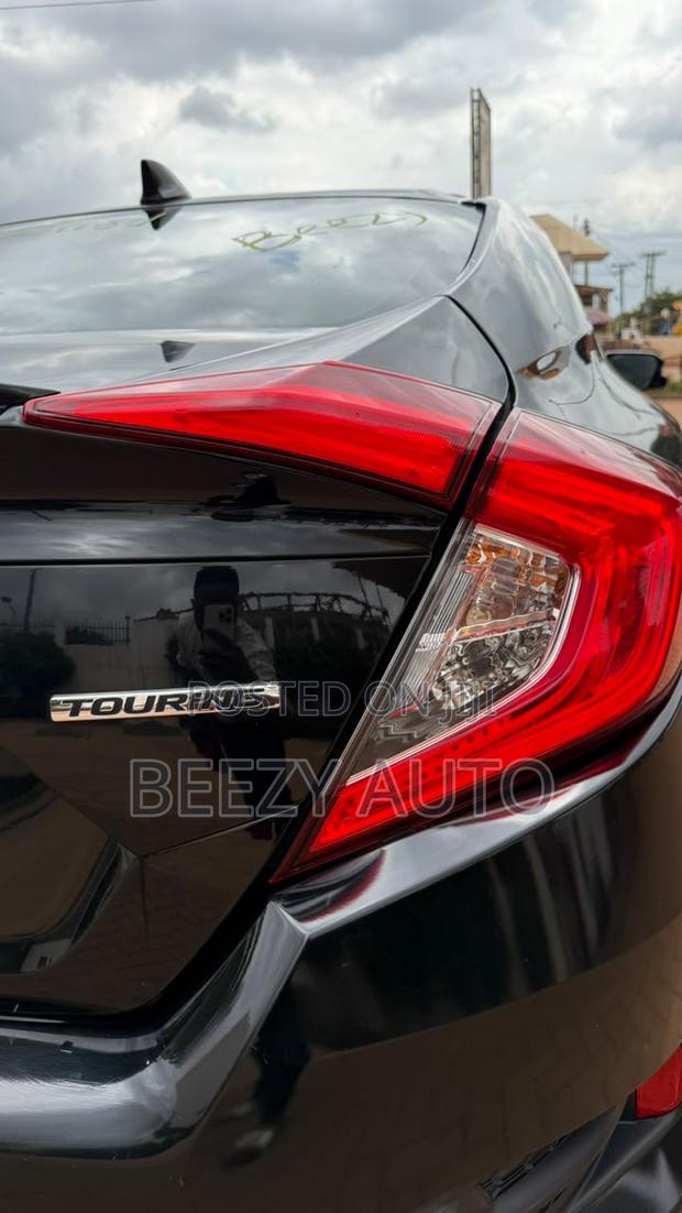 Honda Civic Touring 4dr Sedan (1.5L 4cyl) 2017 Black