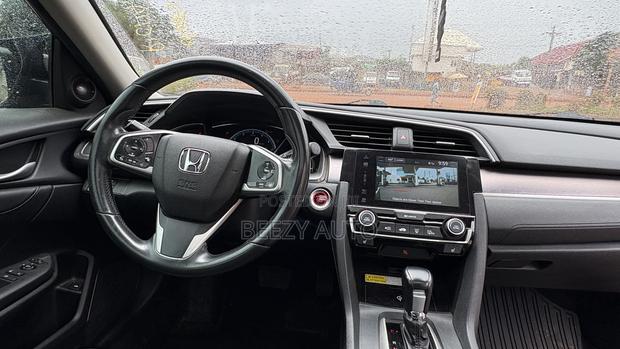 Honda Civic Touring Sedan 2018 Gray