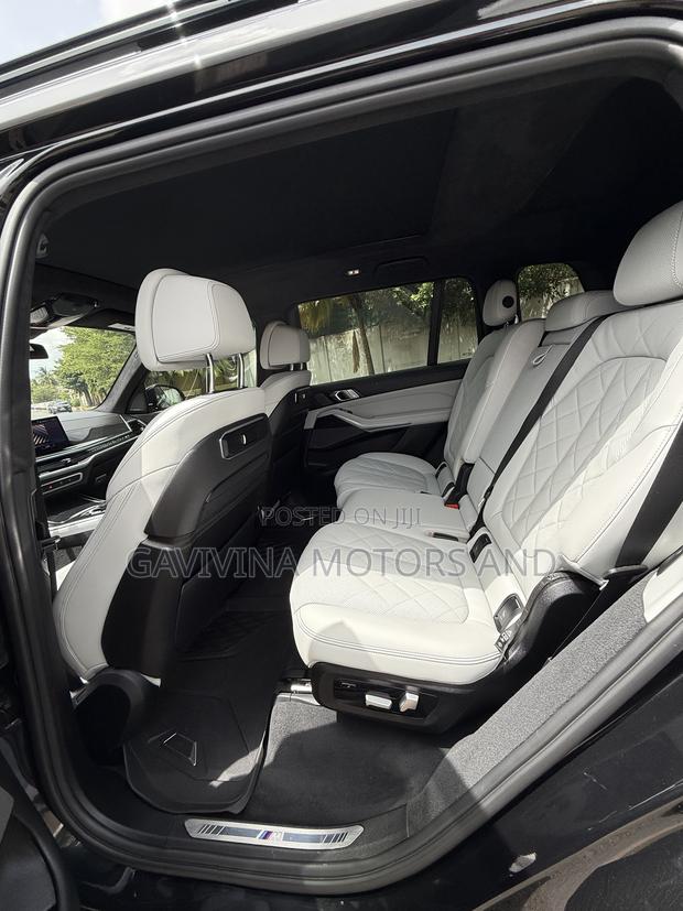 BMW X7 2024
