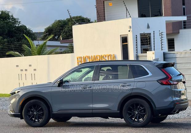 Honda CR-V 2024 Gray
