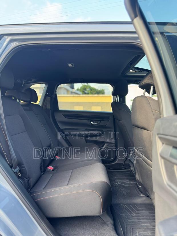 Honda CR-V 2024 Gray