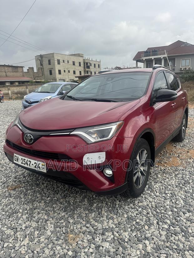 Toyota RAV4 2018 Red