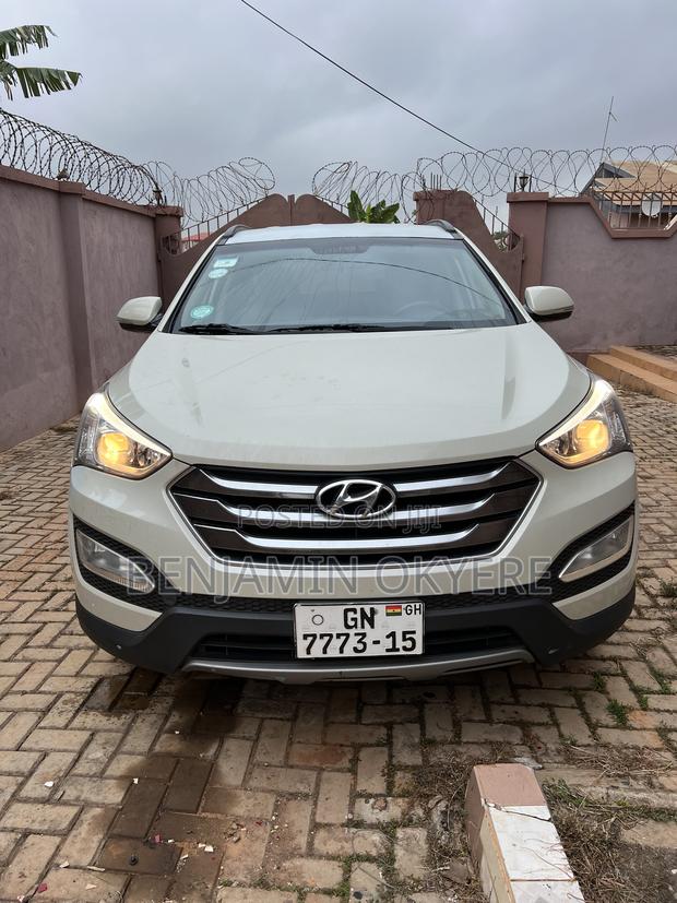 Hyundai Santa Fe 2015 White