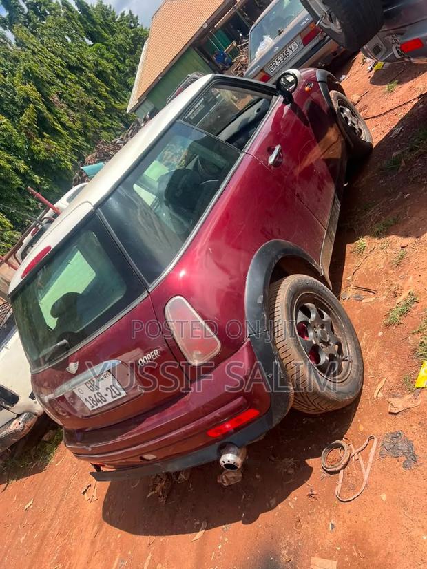 Mini Cooper Base 2013 Red